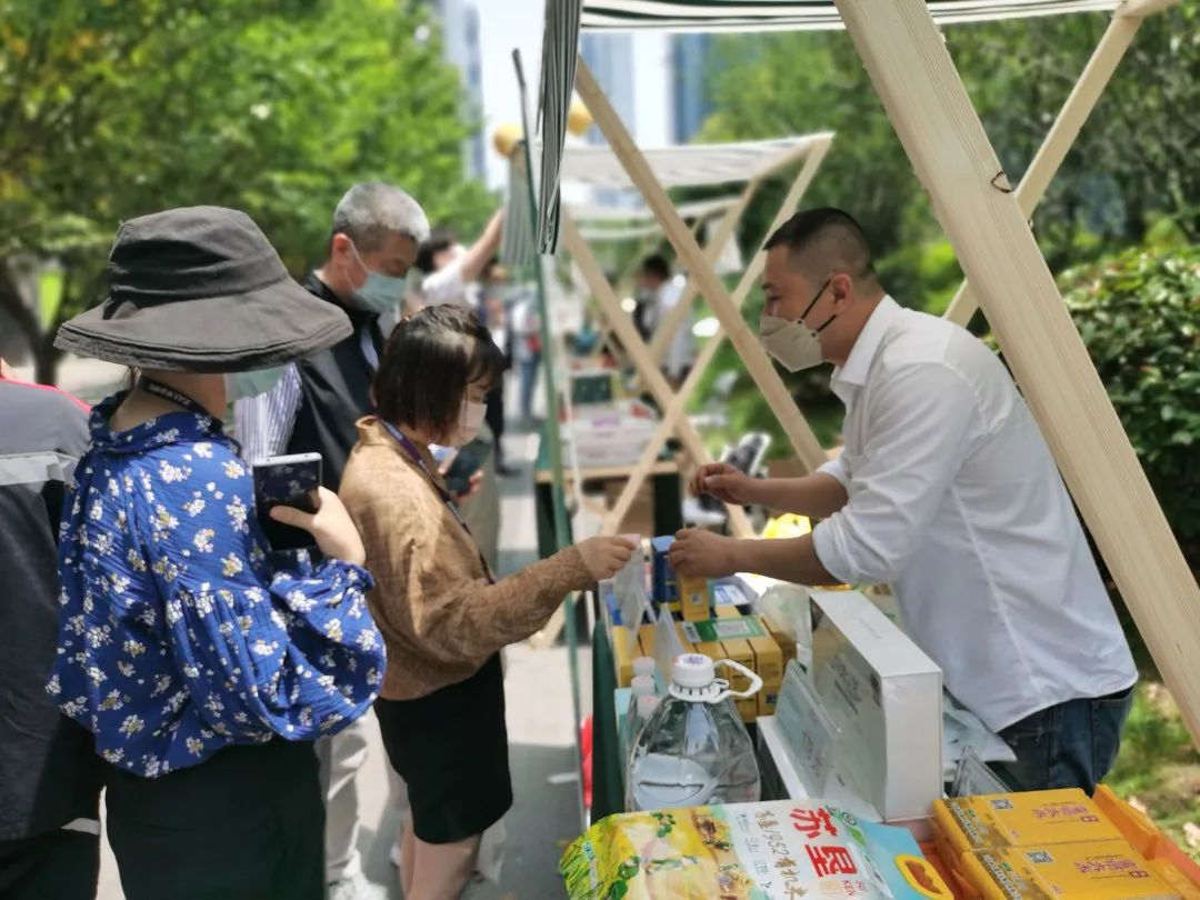 大干紅五月丨南京鹽業(yè)公司:奮戰(zhàn)“紅五月” 競(jìng)賽“雙過半” 大干紅五月丨南京鹽業(yè)公司:奮戰(zhàn)“紅五月” 競(jìng)賽“雙過半”