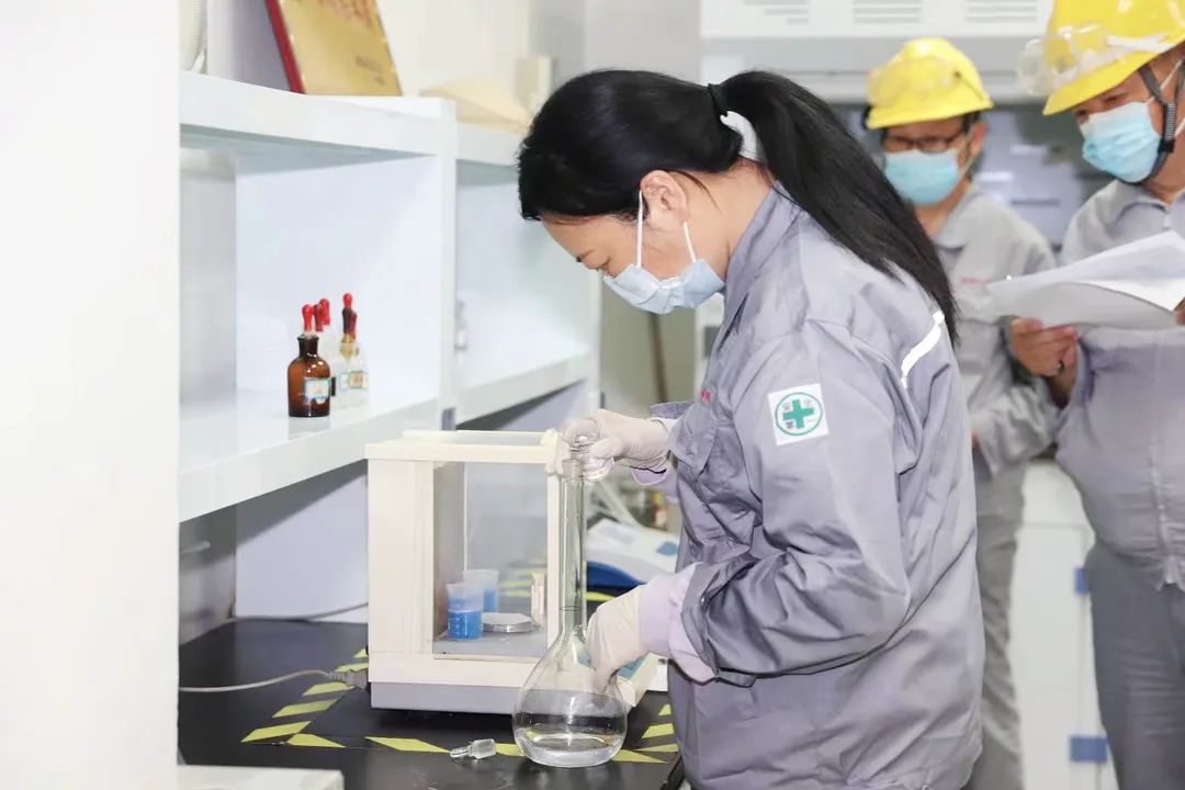 大干紅五月丨鹽?;す荆簥^力拼搏創(chuàng)佳績 捷報頻傳奏凱歌 大干紅五月丨鹽?;す荆簥^力拼搏創(chuàng)佳績 捷報頻傳奏凱歌