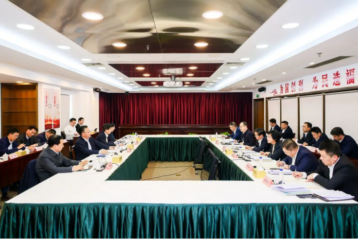 胡廣杰副省長調(diào)研蘇鹽集團 胡廣杰副省長調(diào)研蘇鹽集團